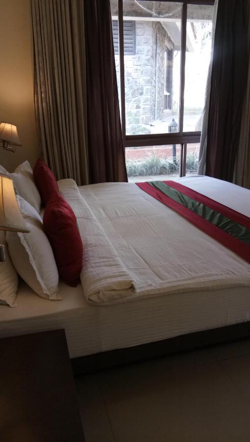Caves County Resort Mālegaon 외부 사진