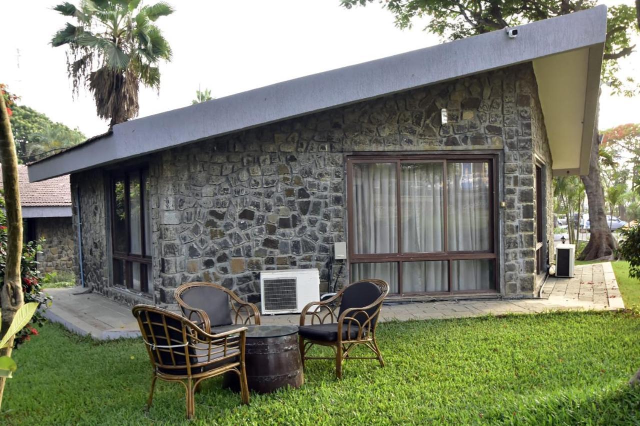 Caves County Resort Mālegaon 외부 사진